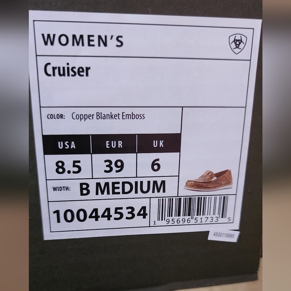 ARIAT COPPER BLANKET EMBOSS NEW‎ IN BOX With Wrapping Two Sz 10 Sz 8.5 - Picture 13 of 15